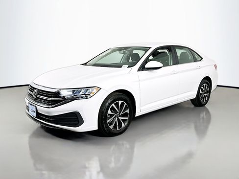 Used 2024 Volkswagen Jetta S FWD image 3
