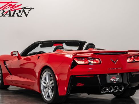 Used 2019 Chevrolet Corvette Stingray Convertible Z51 2LT image 3