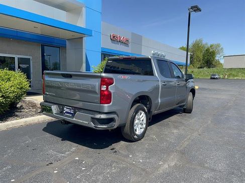 Used 2023 Chevrolet Silverado 1500 LT AWD/4WD image 8