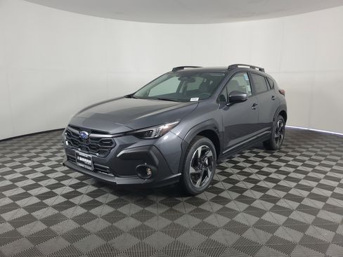 New 2025 Subaru Crosstrek 2.5i Limited w/ Crosstrek Mirror Package image 8
