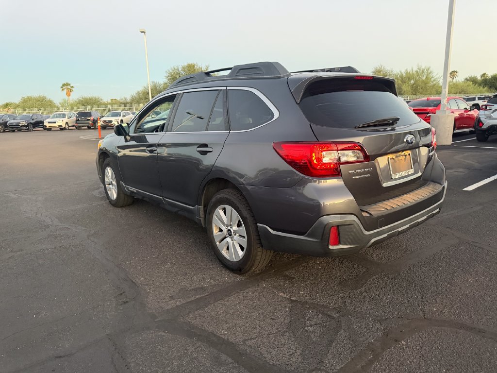 Used 2019 Subaru Outback 2.5i AWD/4WD image 5