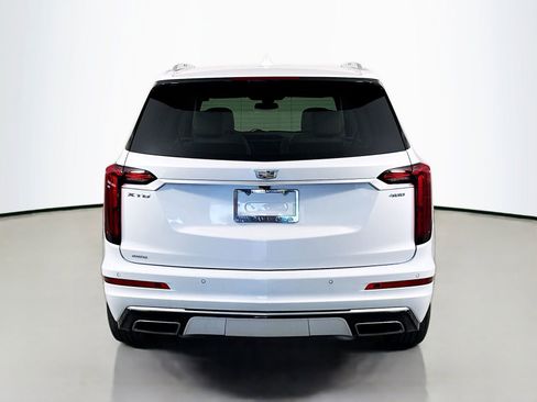 Used 2023 Cadillac XT6 Premium Luxury w/ LPO, Floor Liner Package AWD/4WD image 10