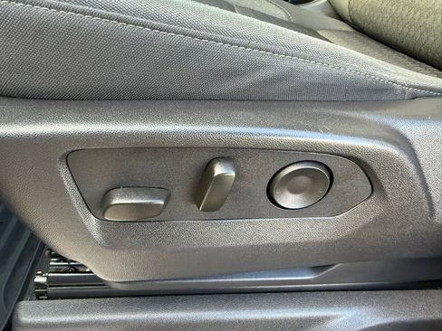 Certified 2025 Chevrolet Silverado 1500 LT image 13