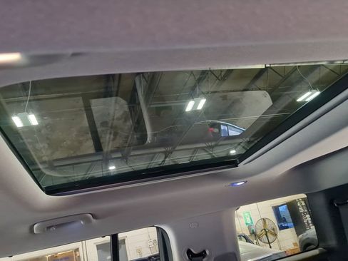 Used 2025 Hyundai Santa Fe Limited image 46