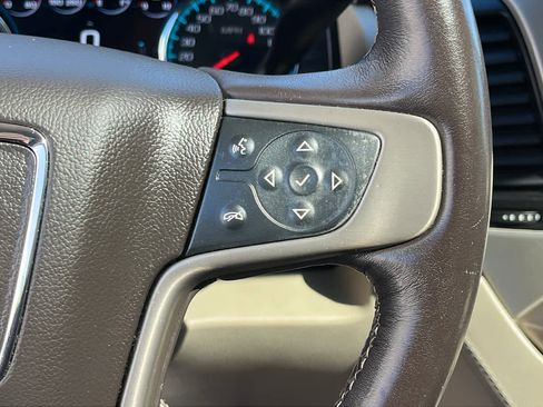 Used 2018 GMC Yukon Denali w/ Denali Ultimate Package AWD/4WD image 13