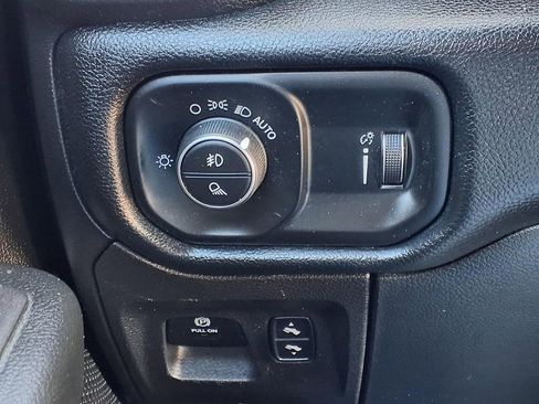 Used 2020 RAM 1500 Big Horn image 19