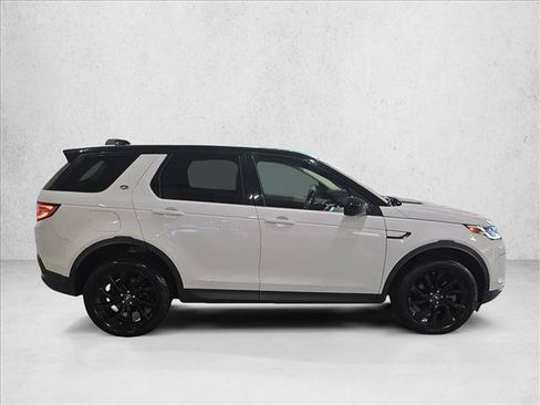 Used 2021 Land Rover Discovery Sport SE AWD/4WD image 4