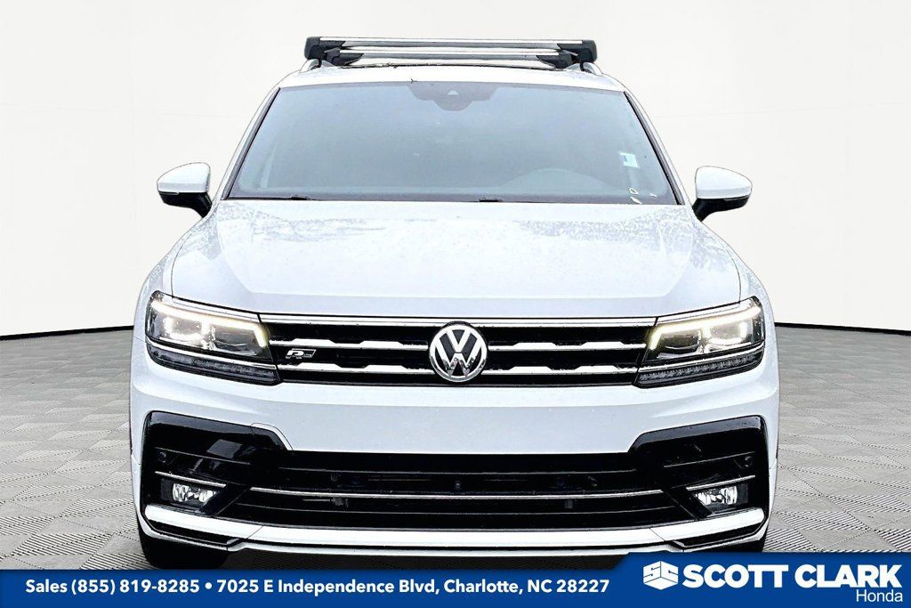 Used 2020 Volkswagen Tiguan SEL Premium R-Line AWD/4WD image 2