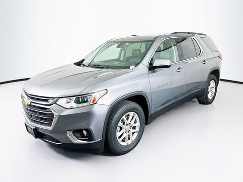 Used 2019 Chevrolet Traverse LT FWD image 3