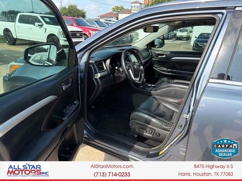 Used 2018 Toyota Highlander XLE FWD image 15