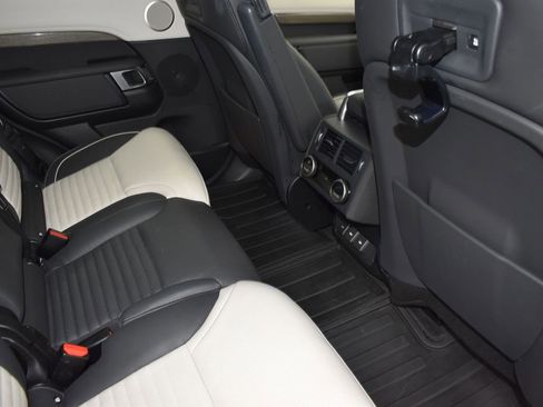 Used 2023 Land Rover Discovery HSE R-Dynamic image 21