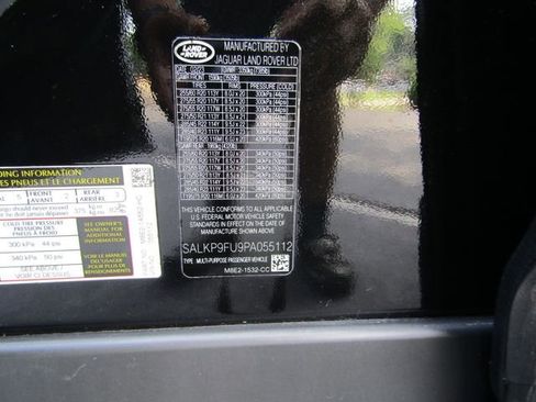 Used 2023 Land Rover Range Rover SE image 17