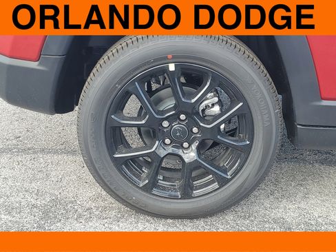 New 2026 Jeep Compass Latitude image 6