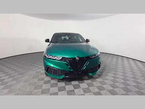 New 2026 Alfa Romeo Tonale w/ Active Assist Package AWD/4WD image 36