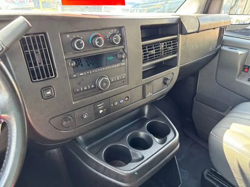 Used 2019 Chevrolet Express 2500 w/ Driver Convenience Package RWD image 6