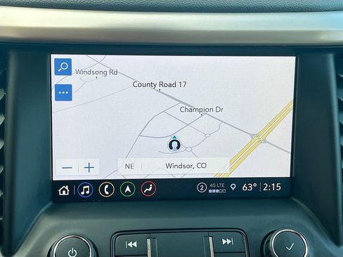 Used 2022 GMC Acadia Denali image 13