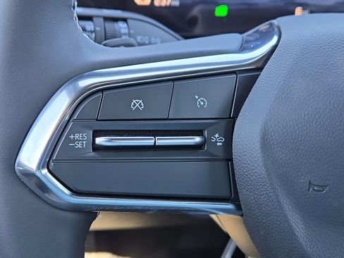 New 2025 Chevrolet Blazer EV LT image 21