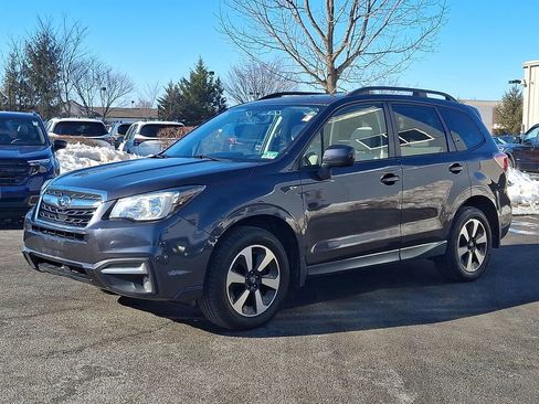 Used 2018 Subaru Forester 2.5i Premium image 3