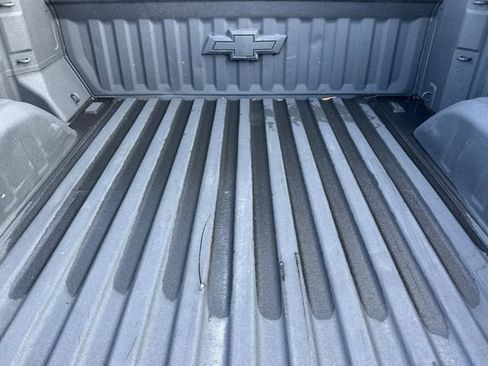 Used 2022 Chevrolet Silverado 1500 RST AWD/4WD image 17
