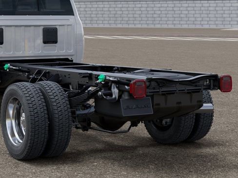New 2026 RAM 5500 Tradesman AWD/4WD image 14