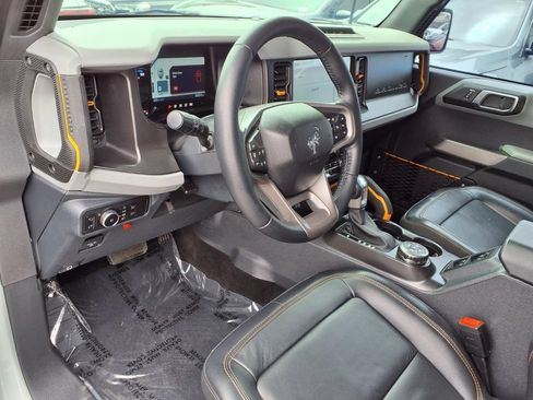 Used 2023 Ford Bronco Badlands AWD/4WD image 13