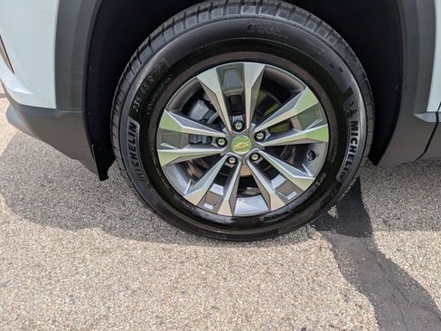 Used 2026 Chevrolet Equinox LT AWD/4WD image 27
