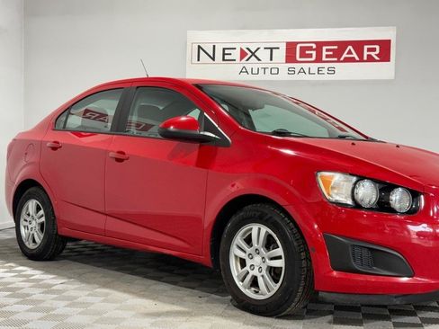Used 2012 Chevrolet Sonic LS FWD image 4