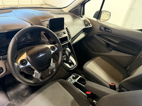 Used 2022 Ford Transit Connect XL image 17