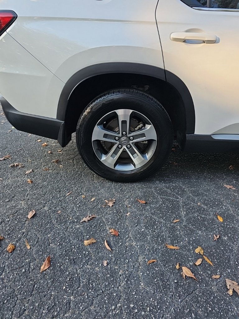 Used 2025 Honda Pilot EX-L image 13