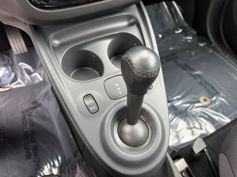 Used 2017 smart fortwo electric drive RWD image 28