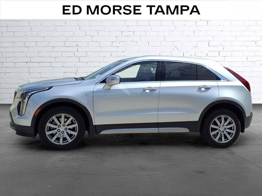 Used 2021 Cadillac XT4 Premium Luxury w/ Enhanced Visibility Package FWD image 2