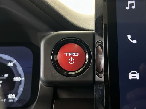 Used 2025 Toyota Tacoma TRD Sport w/ TRD Sport Premium Package AWD/4WD image 36