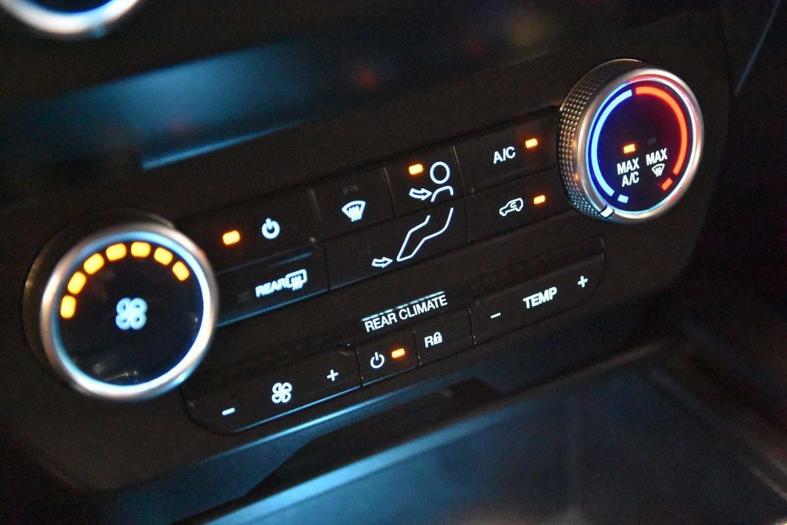 Used 2020 Ford Expedition XL AWD/4WD image 22