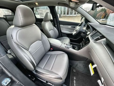 Certified 2025 INFINITI QX50 Luxe image 15