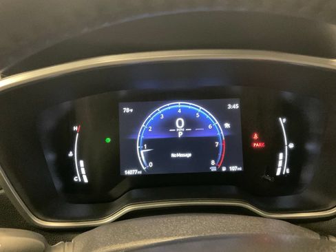 Used 2025 Toyota Corolla Cross XLE AWD/4WD image 14