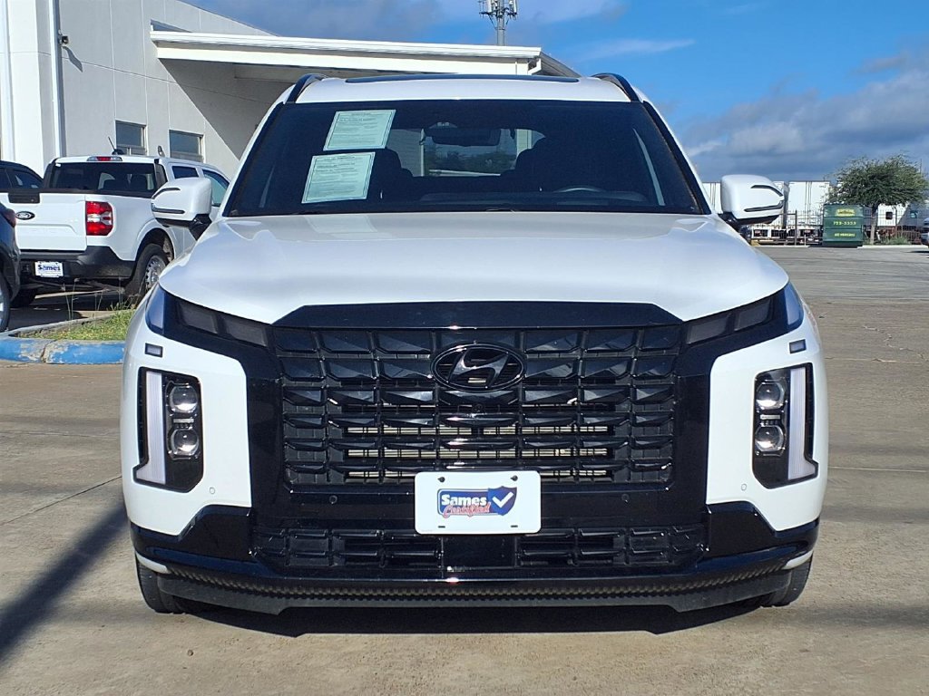 Used 2025 Hyundai Palisade Calligraphy AWD/4WD image 3