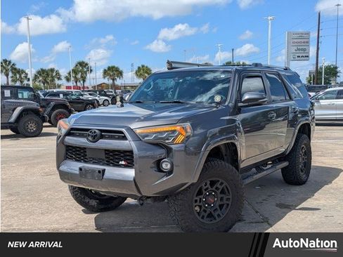 Used 2022 Toyota 4Runner SR5 Premium w/ Moonroof Package image 1