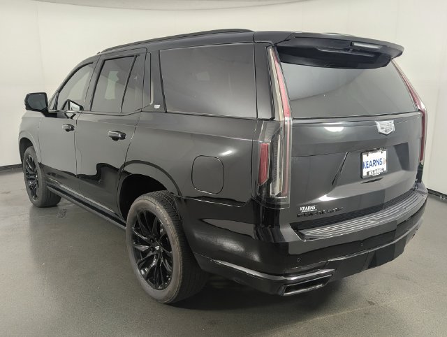 Used 2023 Cadillac Escalade Sport Platinum w/ LPO, ONYX Package AWD/4WD image 5