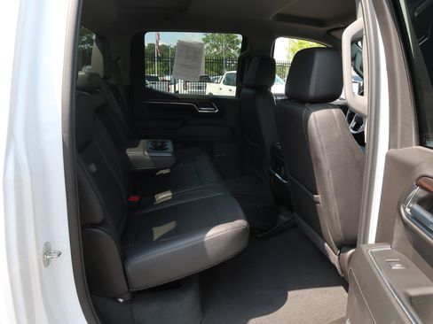 Used 2024 GMC Sierra 1500 SLT w/ SLT Premium Package AWD/4WD image 37