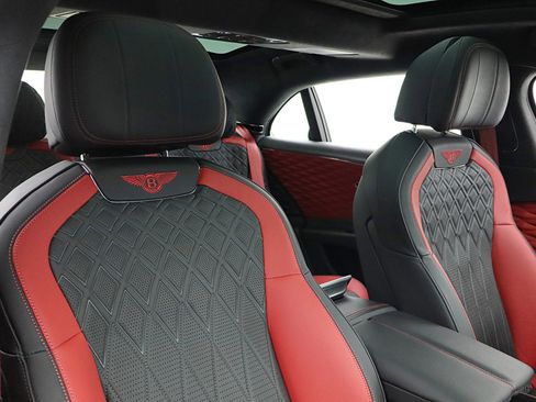 Certified 2023 Bentley Flying Spur S V8 AWD/4WD image 33