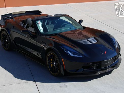 Used 2016 Chevrolet Corvette Z06 w/ C7.r Special Edition image 26