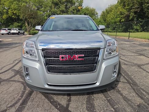 Used 2013 GMC Terrain SLT w/ Safety Package FWD image 4