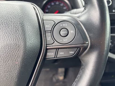 Used 2023 Toyota Camry XSE image 13