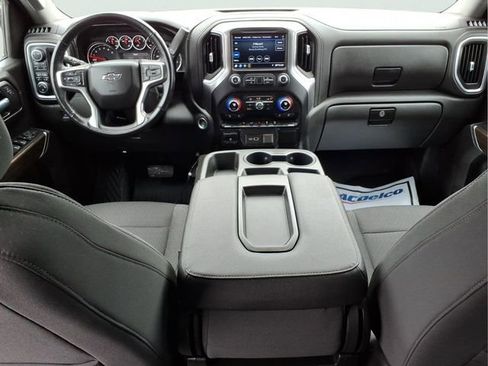 Used 2021 Chevrolet Silverado 1500 RST image 12