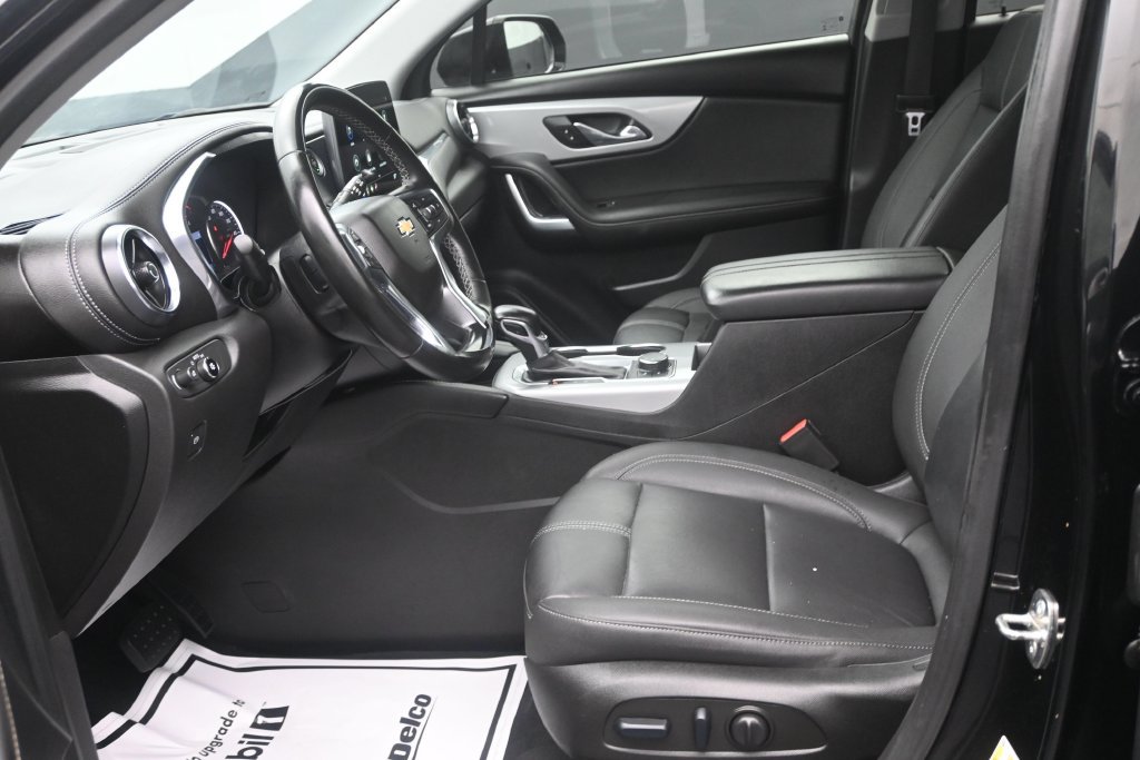 Used 2023 Chevrolet Blazer LT FWD image 9