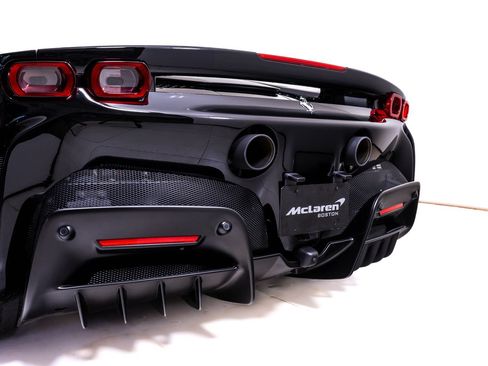 Used 2022 Ferrari SF90 Spider AWD/4WD image 13