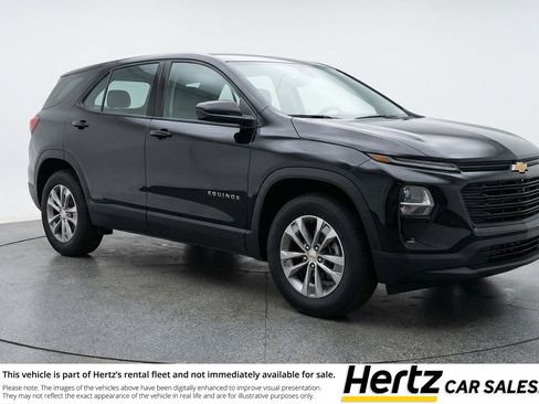 Used 2025 Chevrolet Equinox LT image 1