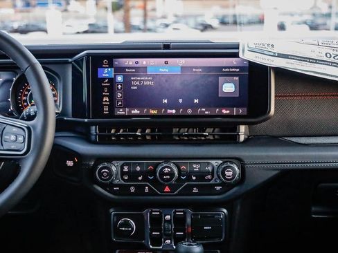 New 2025 Jeep Wrangler Unlimited Rubicon image 14