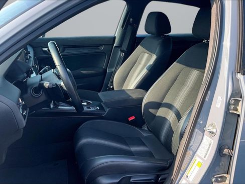Used 2023 Honda Civic Sport image 16