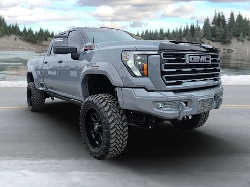 Used 2024 GMC Sierra 2500 AT4X w/ AT4X AEV Edition image 1